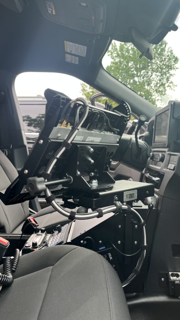 Computer mount